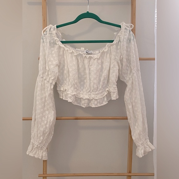 Tops - White Floral Imprinted Tiered Off The Shoulder Long Sleeve Crop Top